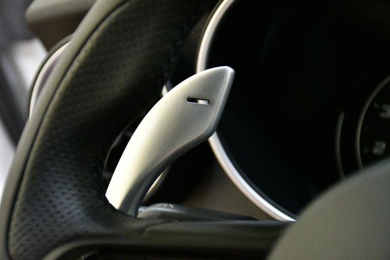 Alfa Romeo Stelvio Veloce AWD 2023