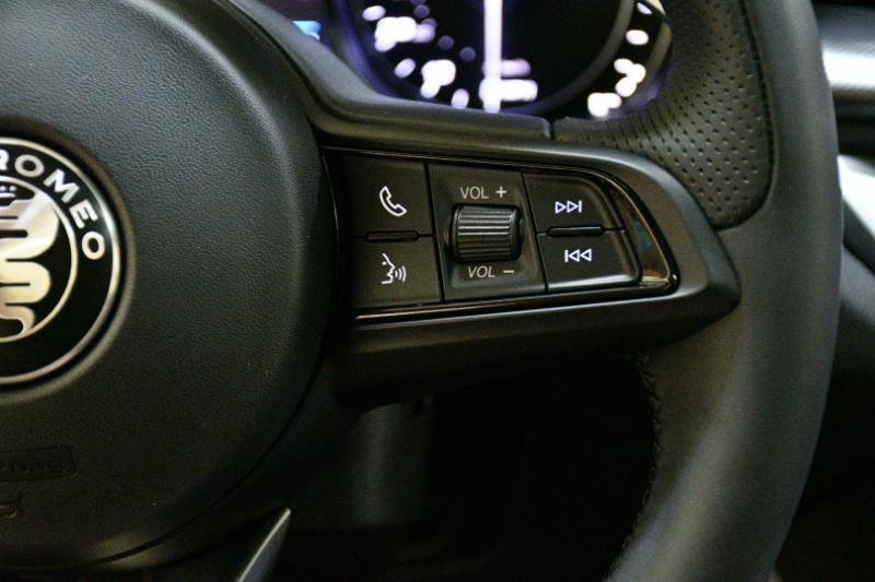 Alfa Romeo Stelvio Veloce AWD 2023