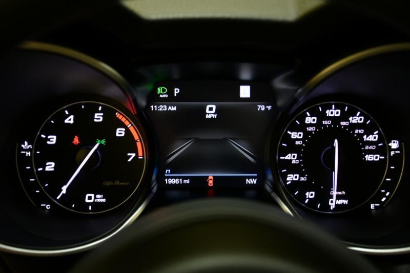 Alfa Romeo Stelvio Veloce AWD 2023