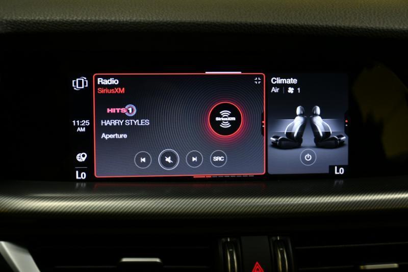 Alfa Romeo Stelvio Veloce AWD 2023