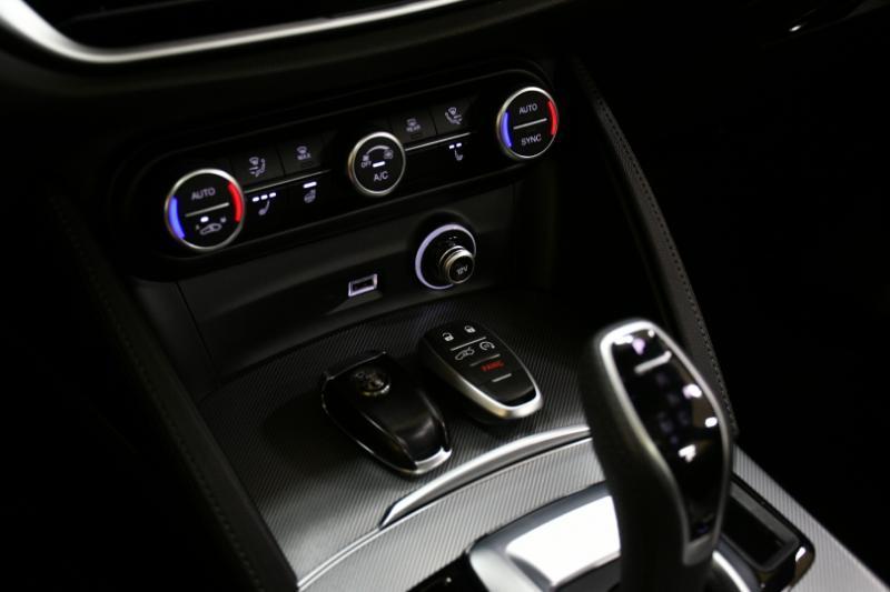 Alfa Romeo Stelvio Veloce AWD 2023