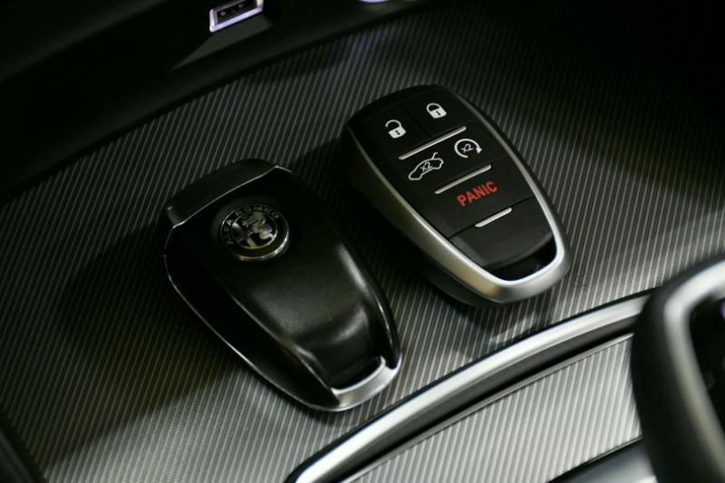 Alfa Romeo Stelvio Veloce AWD 2023