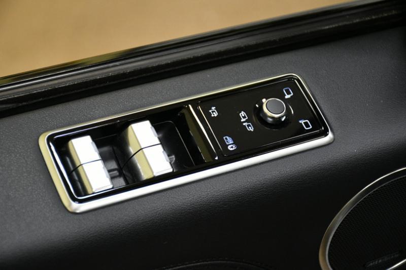 Land Rover Range Rover P360 Hybrid 2021