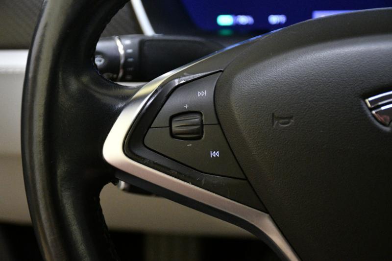 Tesla Model S 4dr Sdn RWD 85 kWh Battery 2014