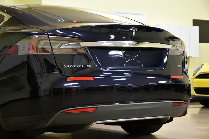 Tesla Model S 4dr Sdn RWD 85 kWh Battery 2014