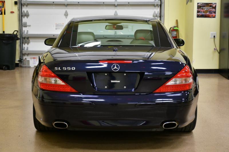 Mercedes-Benz SL-Class SL550 2008