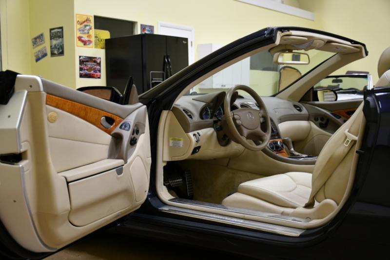 Mercedes-Benz SL-Class SL550 2008