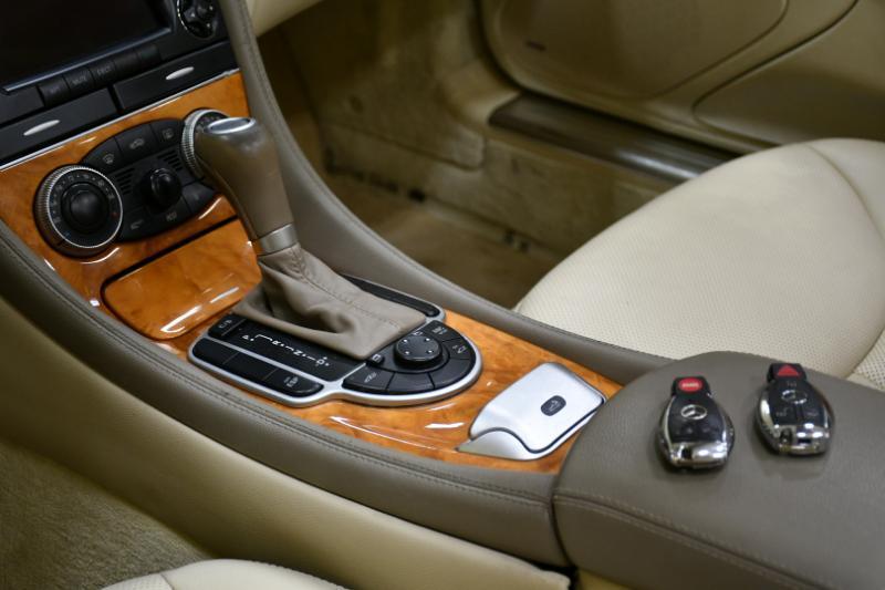 Mercedes-Benz SL-Class SL550 2008