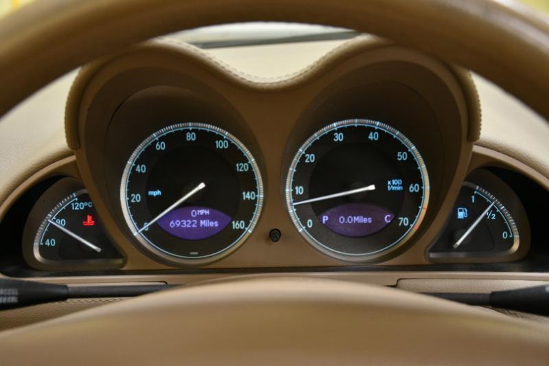 Mercedes-Benz SL-Class SL550 2008