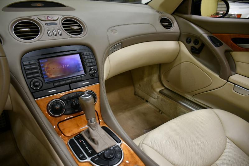 Mercedes-Benz SL-Class SL550 2008