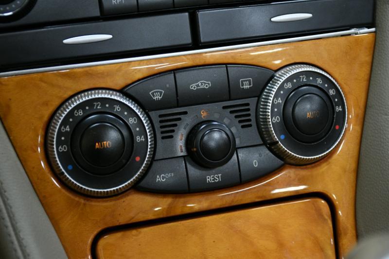 Mercedes-Benz SL-Class SL550 2008