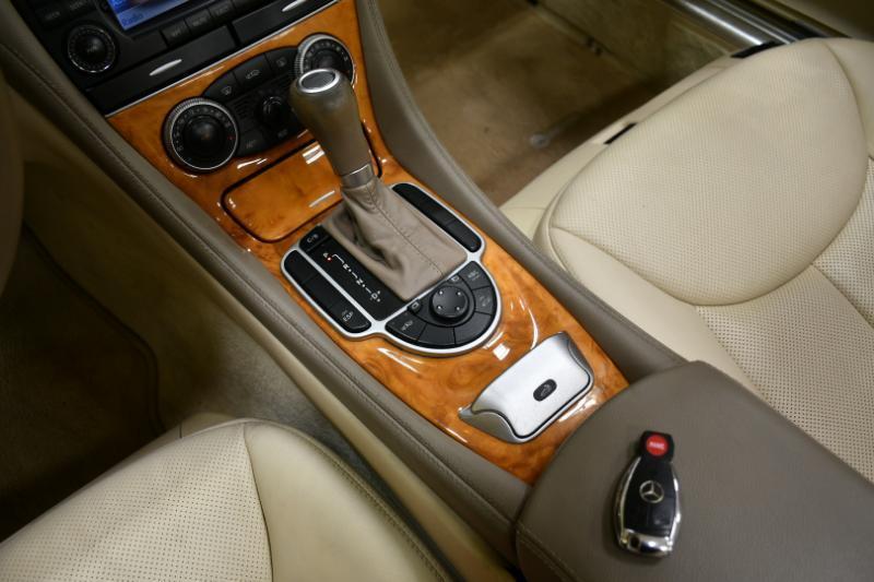 Mercedes-Benz SL-Class SL550 2008