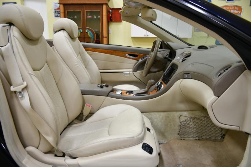 Mercedes-Benz SL-Class SL550 2008