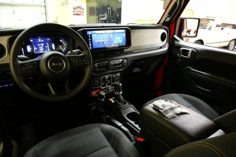 Jeep Wrangler 4xe Sport S 2025