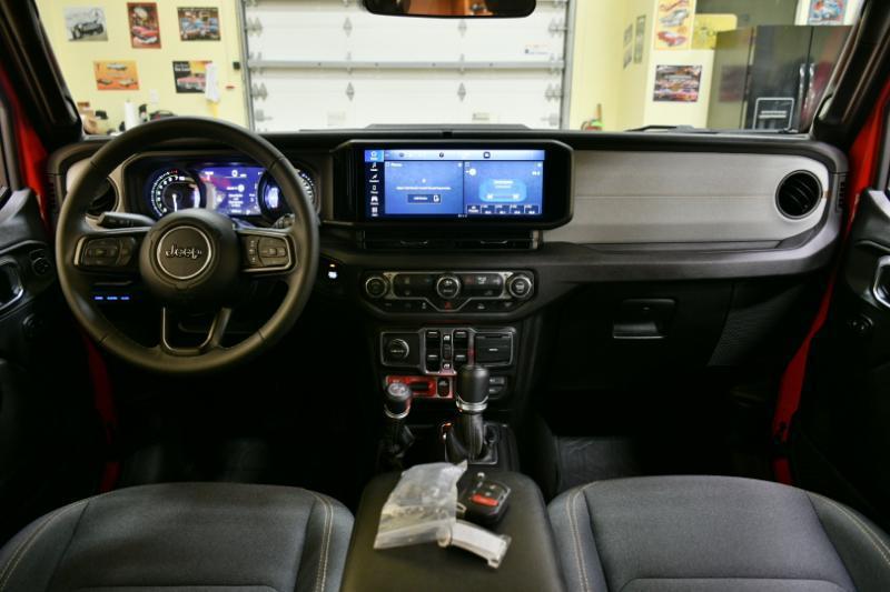 Jeep Wrangler 4xe Sport S 2025