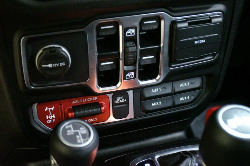 Jeep Wrangler 4xe Sport S 2025