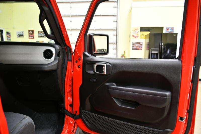 Jeep Wrangler 4xe Sport S 2025