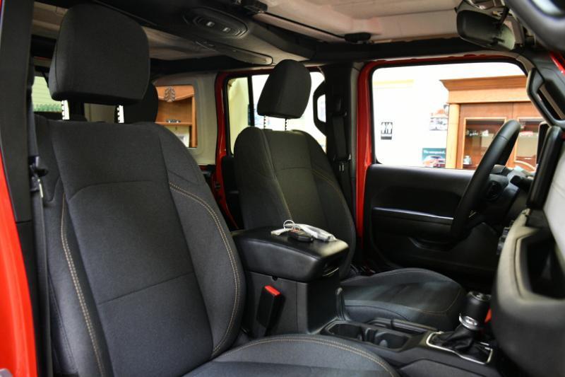 Jeep Wrangler 4xe Sport S 2025