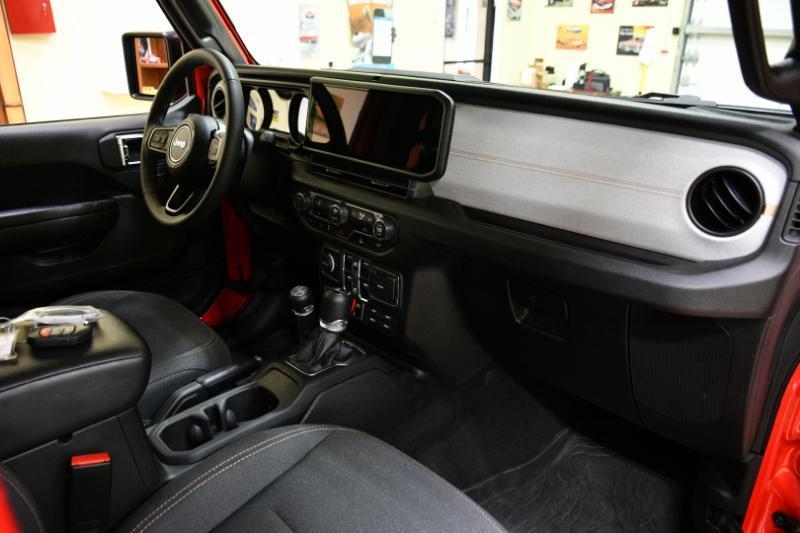 Jeep Wrangler 4xe Sport S 2025