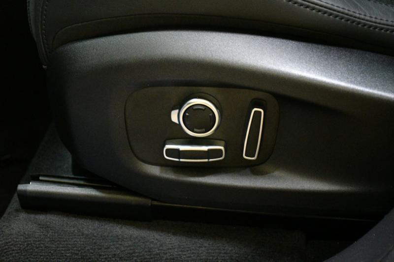 Jaguar F-Pace SVR 2023