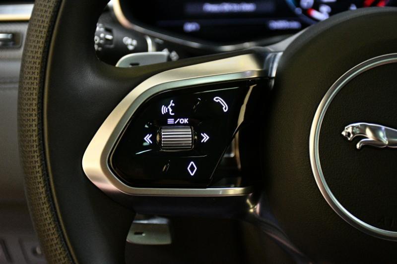 Jaguar F-Pace SVR 2023