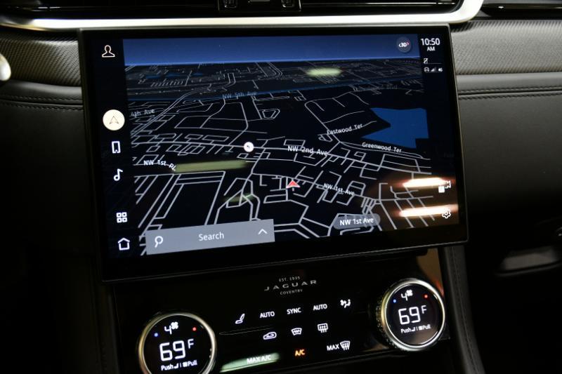 Jaguar F-Pace SVR 2023