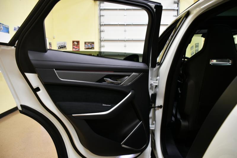 Jaguar F-Pace SVR 2023