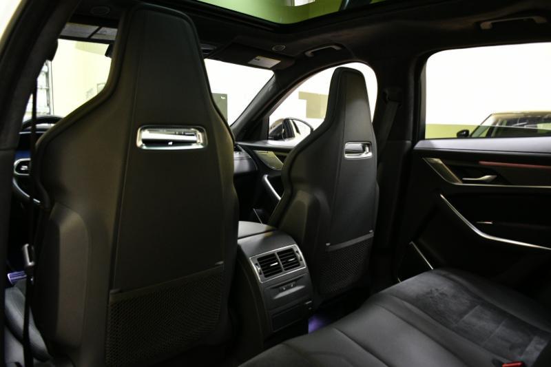 Jaguar F-Pace SVR 2023