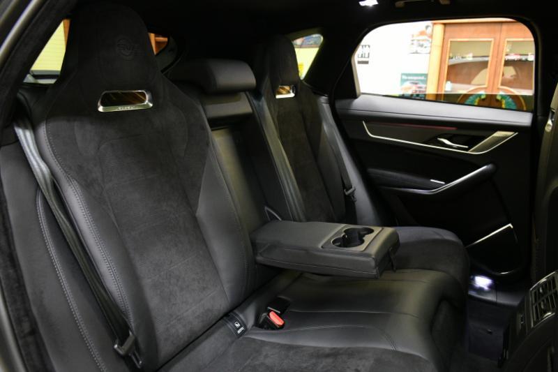 Jaguar F-Pace SVR 2023