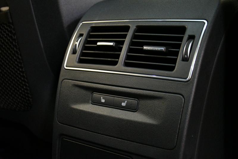 Jaguar F-Pace SVR 2023