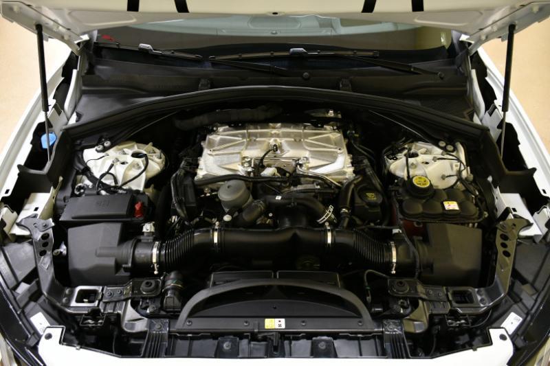 Jaguar F-Pace SVR 2023