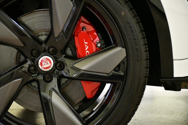 Jaguar F-Pace SVR 2023