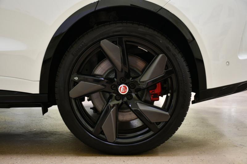 Jaguar F-Pace SVR 2023