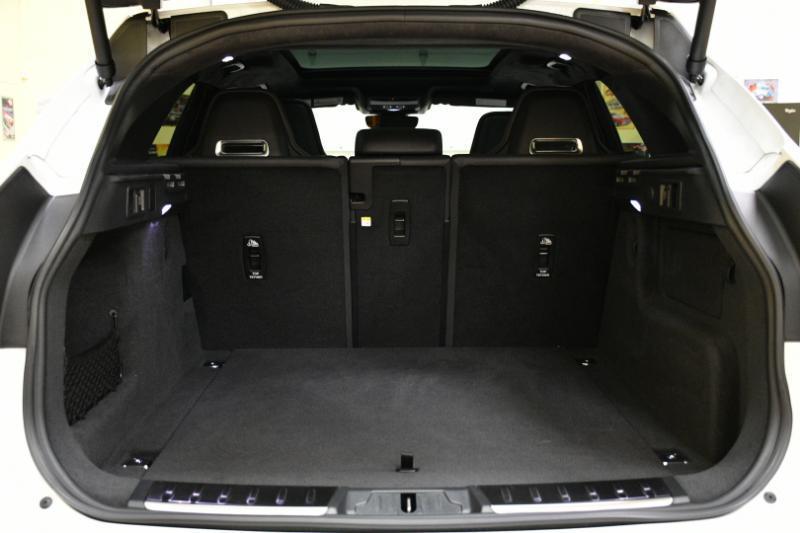 Jaguar F-Pace SVR 2023