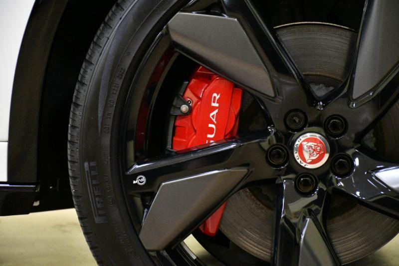 Jaguar F-Pace SVR 2023