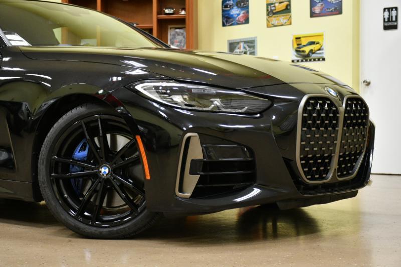BMW 4-Series M440i Convertible 2023