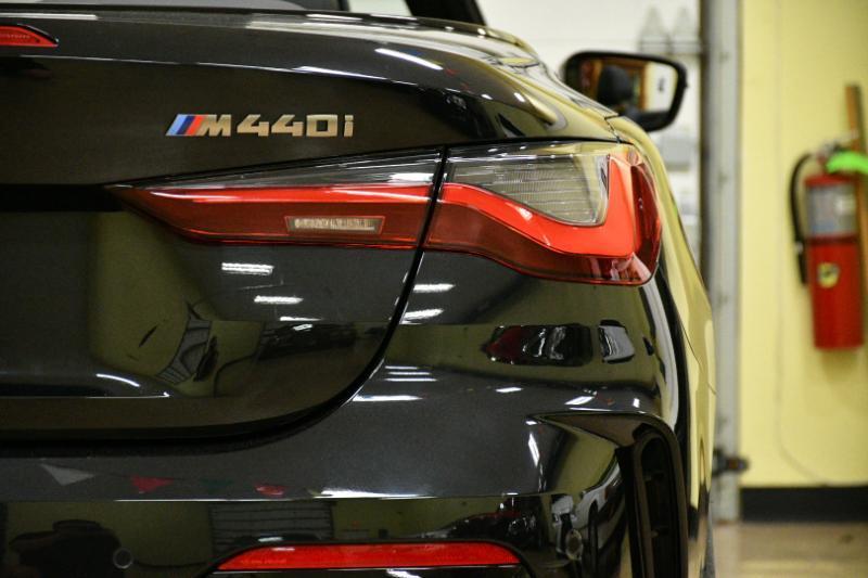 BMW 4-Series M440i Convertible 2023