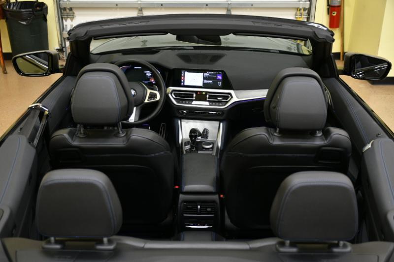 BMW 4-Series M440i Convertible 2023
