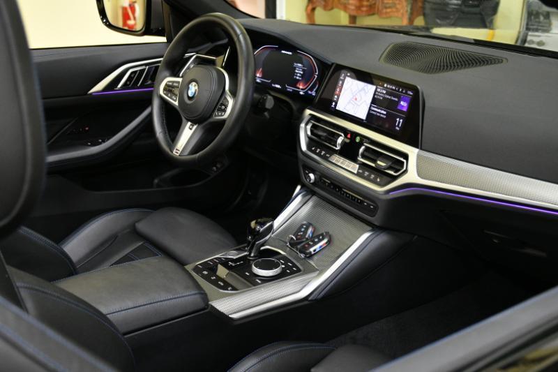 BMW 4-Series M440i Convertible 2023