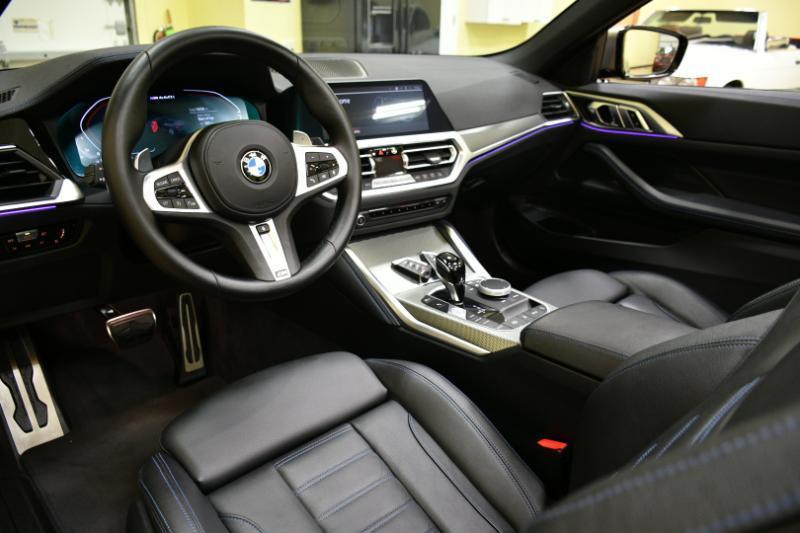 BMW 4-Series M440i Convertible 2023