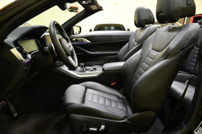 BMW 4-Series M440i Convertible 2023