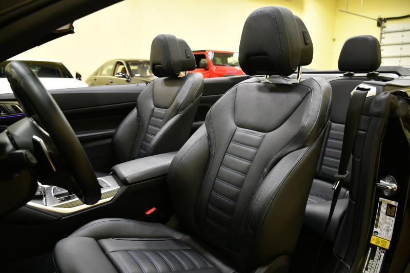 BMW 4-Series M440i Convertible 2023