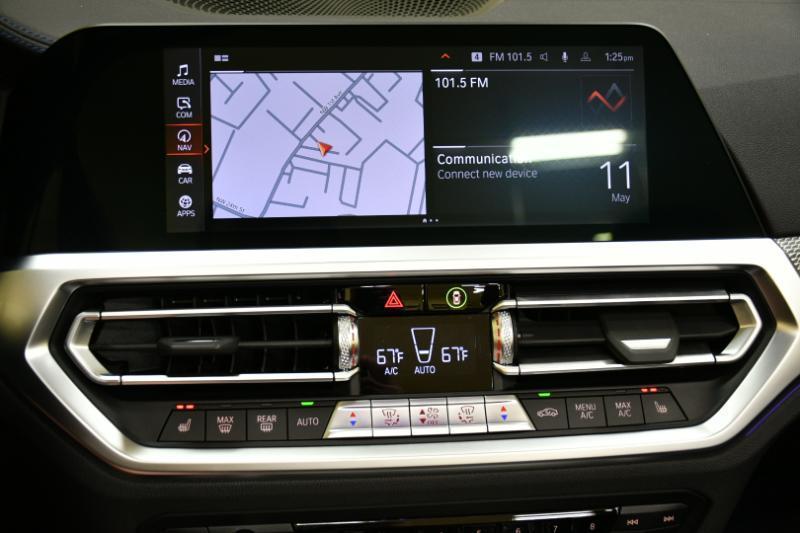 BMW 4-Series M440i Convertible 2023