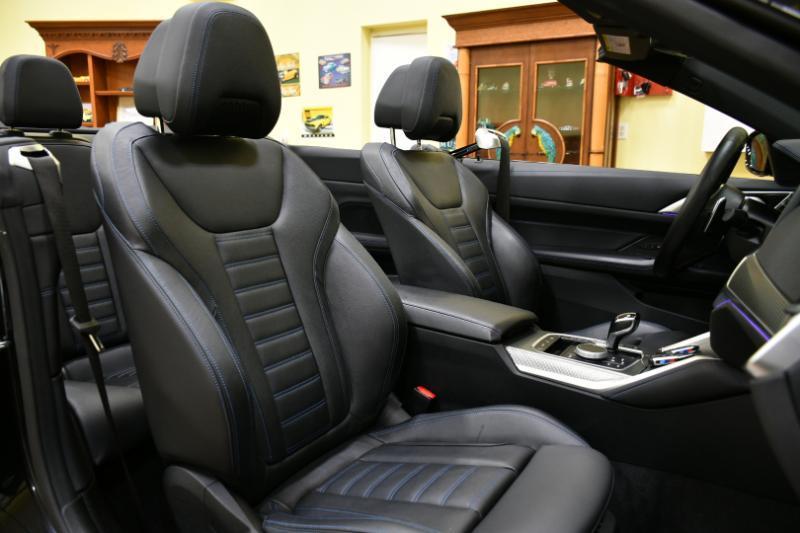 BMW 4-Series M440i Convertible 2023