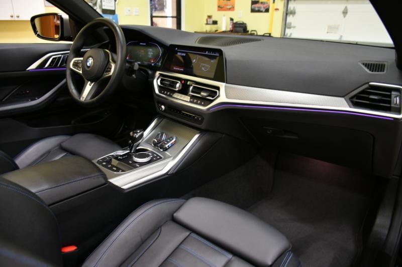 BMW 4-Series M440i Convertible 2023