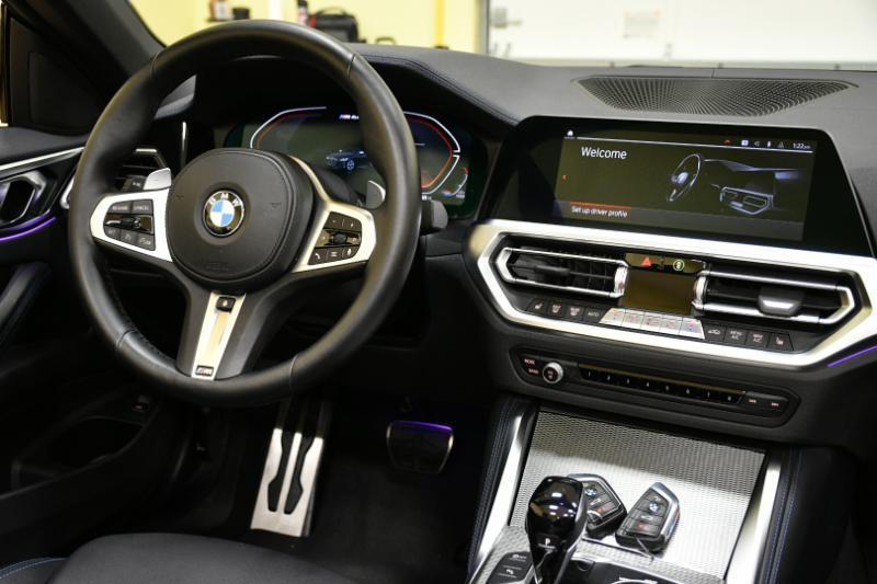 BMW 4-Series M440i Convertible 2023