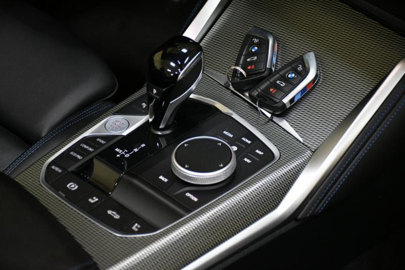 BMW 4-Series M440i Convertible 2023