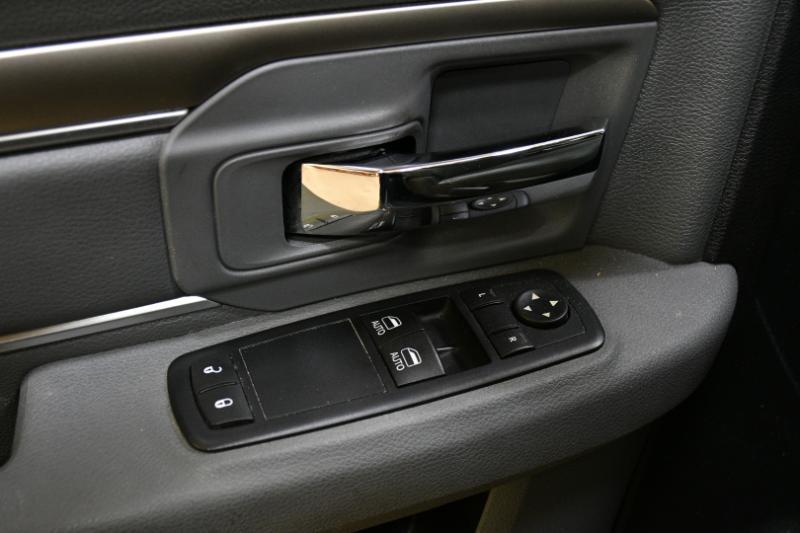 RAM 1500 Tradesman Regular Cab SWB 2WD 2016