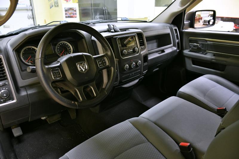 RAM 1500 Tradesman Regular Cab SWB 2WD 2016