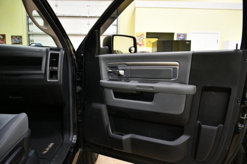 RAM 1500 Tradesman Regular Cab SWB 2WD 2016